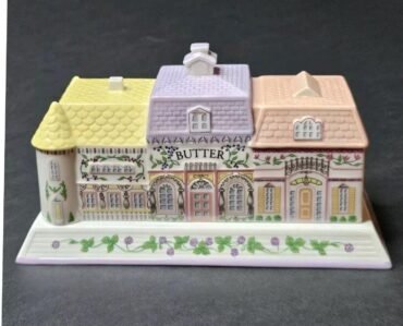 The Lenox Spice Village Butter Dish 1994 Lenox Fine Porcelain Vintage Rare