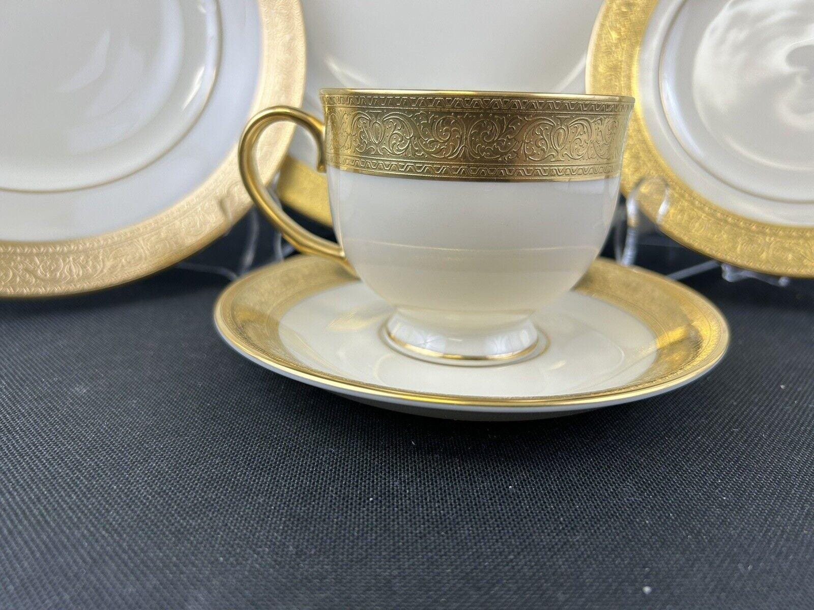 Lenox Westchester Gold Encrusted~(1)~5 Piece Place Setting ~ Excellent Condition - Image 5