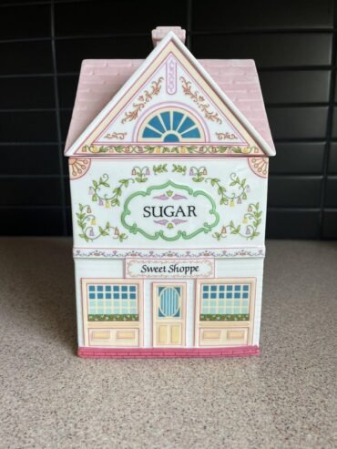 Lenox Spice Village Sugar Cottage Jar Canister 1990 Pink MINT