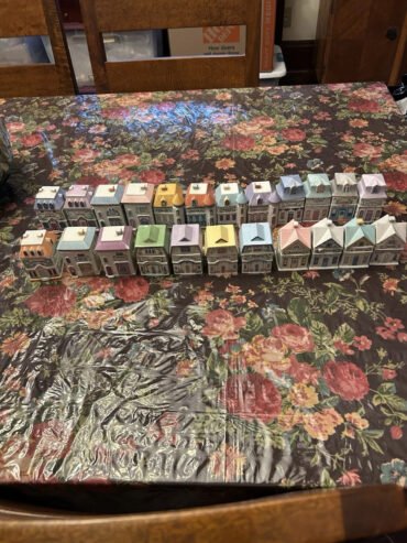 Lenox China Spice Houses. 1 missing & 2 have small chips. NO RACK!